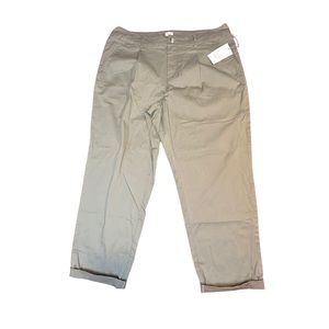 NWT Women’s …a new day — Tan / Khaki Cuffed Hem Crop Chino Pants Size 16